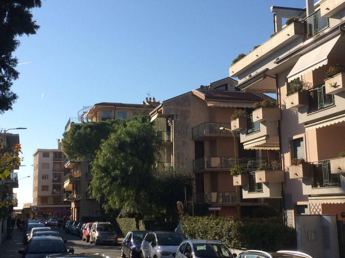 Casa Ginestra Mare Appartement Bordighera Buitenkant foto